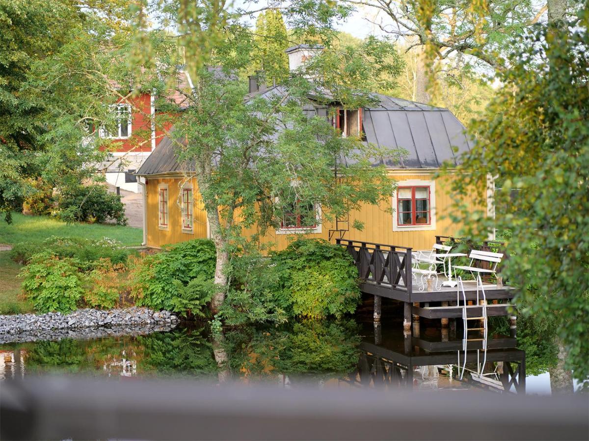Dufweholms Herrgard Katrineholm Exterior photo