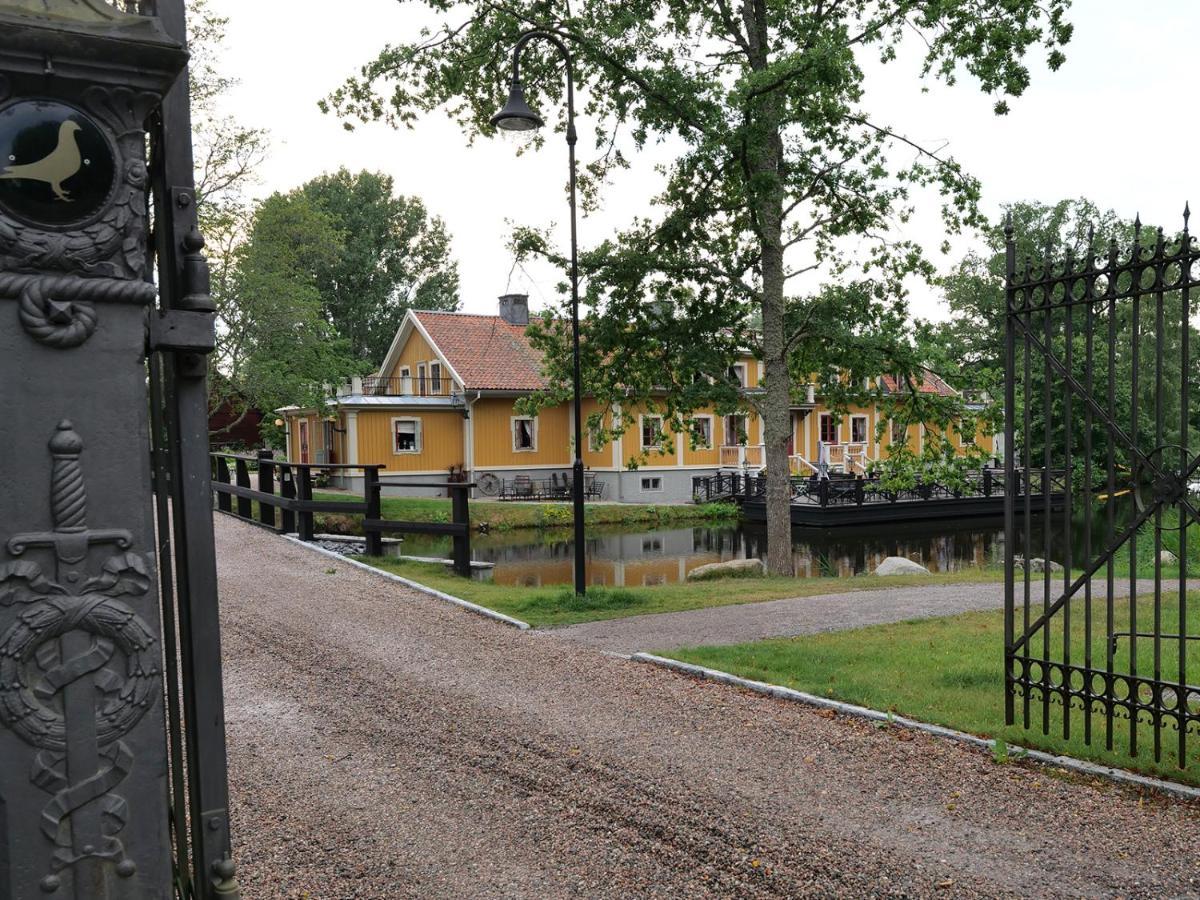 Dufweholms Herrgard Katrineholm Exterior photo